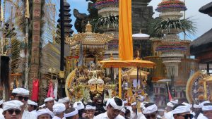 Ngusaba Kadasa Pura Ulun Danu Batur, Ida Bhatara Nyejer 11 Hari