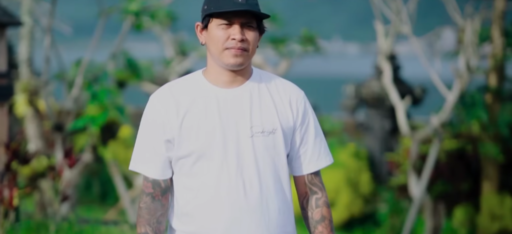 Pompi Sugiartana Garap Sekuel Pahlawan Pengganti 2, Simak Lirik Lengkapnya
