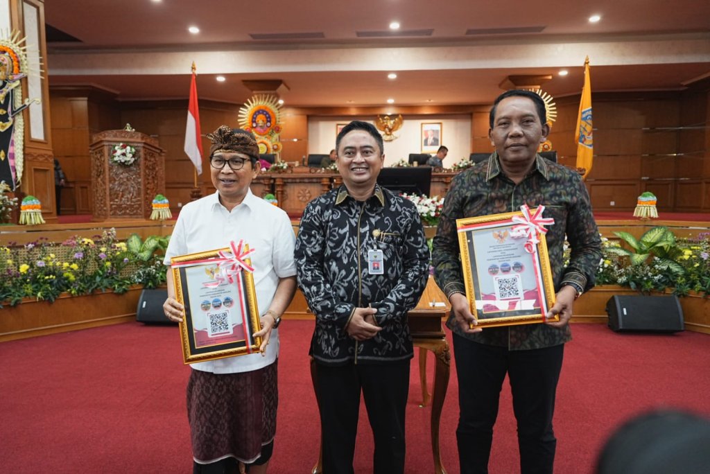 Bupati Wayan Adi Arnawa menerima langsung LHP LKPD TA 2025 dari BPK RI sekaligus meraih WTP ke-12 kalinya secara berturut-turut.
