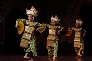 Sanggar Seni Dharmawangsa Duta Kabupaten Badung Tampilkan Empat Garapan Palegongan di PKB XLVIII