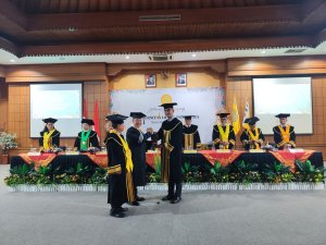 Bedah Pelayanan Biddokkes Polda Bali Berbasis Sewaka Dharma, Dalem Pemayun Raih Gelar Doktor Ke-220 UNHI