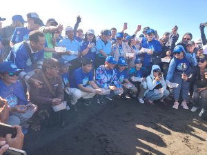 Demokrat Bali Teruskan Gerakan Langit Biru di Gianyar, Lepas 300 Tukik Hingga Aksi Bersih Pantai Lembeng