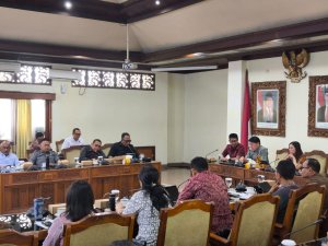 DPRD Bali Soroti Kepala Sekolah Menjabat Lebih Dua Periode dan Penurunan Anggaran Pendidikan 2027
