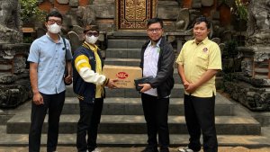 Dari Pura ke Lampung, Peradah Perluas Solidaritas Hadapi Abu Vulkanik