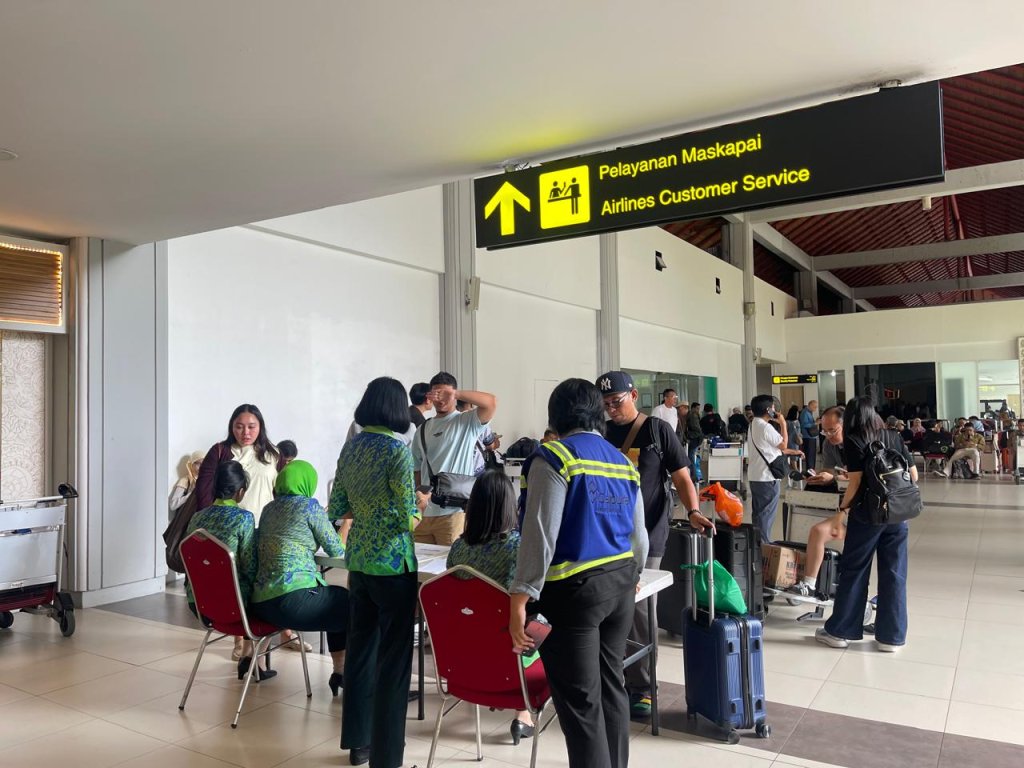 Erupsi Gunung Anak Krakatau Berdampak pada Sejumlah Penerbangan di Bandara Ngurah Rai
