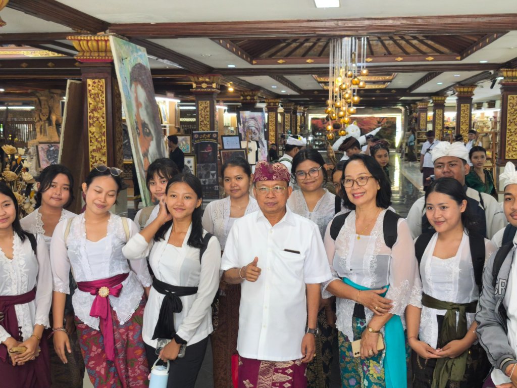 Koster Soroti Degradasi Karakter Nak Bali Ada yang Korupsi dan Sombong