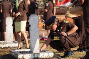 Momentum 81 Tahun Pengabdian, Kejati Bali Gelar Ziarah dan Syukuran
