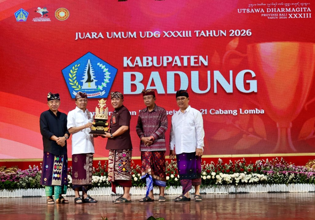 Soroti Susutnya Nama 'Nyoman' dan 'Ketut', Gubernur Koster Janji Naikkan Hadiah UDG dan Tingkatkan Kualitas Piala