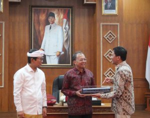Urai Kemacetan Badung, Pemprov Bali dan PT KAI Garap Proyek Trem Baterai Rp12 Km Bandara–Canggu